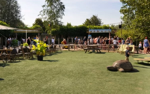 Diergaande Blijdorp - De dierentuin van Rotterdam en omstreken - Afbeelding 4